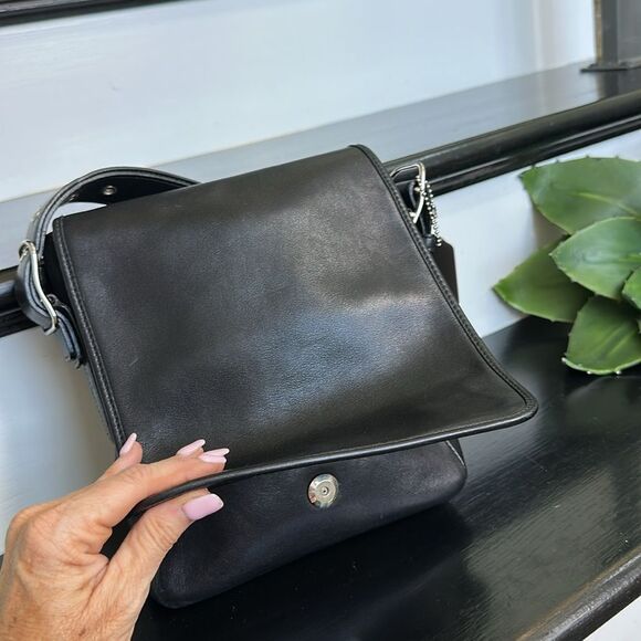 Coach genuine Leather Legacy Studio Flap Bag
Crossbody Shoulder Bag 9335 new - Picture 7 of 14